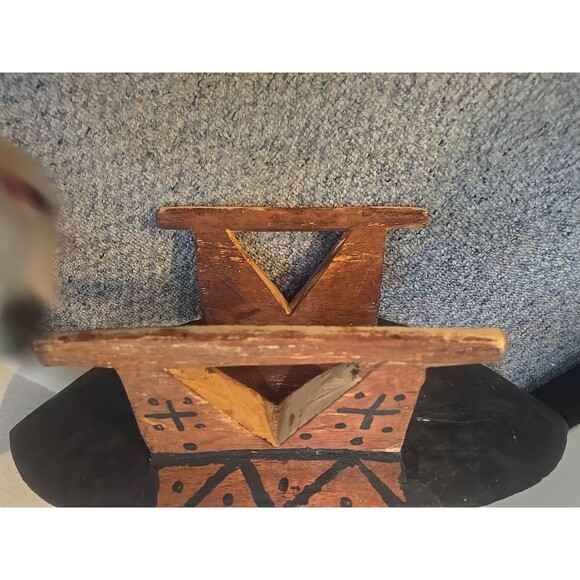 Brazillian Wooden Handcarved Headrest/Pillow - Picture 6 of 10